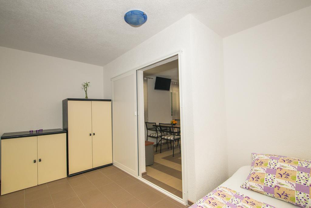 Apartment Afrika Makarská Exteriér fotografie