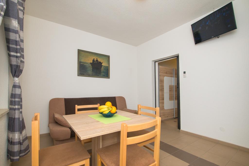 Apartment Afrika Makarská Exteriér fotografie